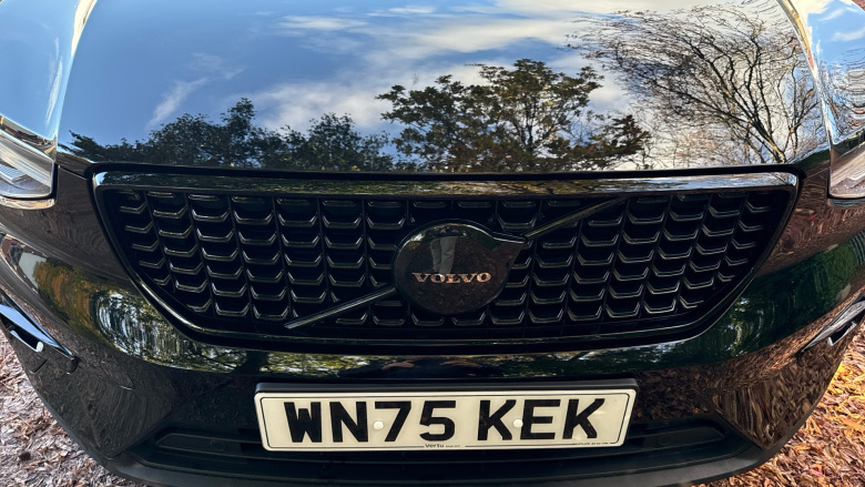 Volvo XC40 2.0 B3P Plus Black Edition 5dr Auto Petrol Estate